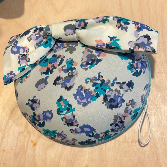 BCBGeneration | Accessories | Bcbg Generation Fascinator  display picture 2